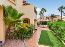 Resale - Apartment / flat - Punta Prima