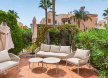 Resale - Apartment / flat - Punta Prima