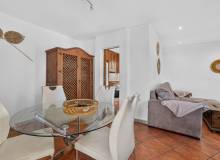 Resale - Apartment / flat - Punta Prima