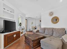 Resale - Apartment / flat - Punta Prima
