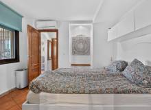 Resale - Apartment / flat - Punta Prima
