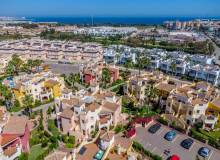 Resale - Apartment / flat - Punta Prima