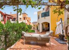 Resale - Apartment / flat - Punta Prima