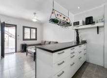 Resale - Apartment / flat - Rosaleda - Los Frutales