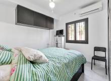 Resale - Apartment / flat - Rosaleda - Los Frutales