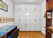 Resale - Apartment / flat - Torrevieja - Centro - Muelle Pesquero