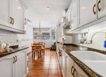 Resale - Apartment / flat - Torrevieja - Centro - Muelle Pesquero