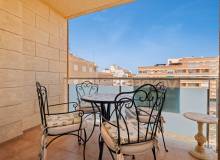 Resale - Apartment / flat - Torrevieja - La Mata