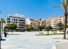 Resale - Apartment / flat - Torrevieja - La Mata