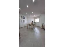Resale - Apartment / flat - Torrevieja - Playa Acequion