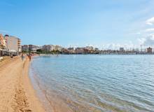 Resale - Apartment / flat - Torrevieja - Playa del Acequion