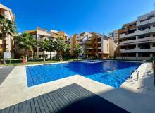 Resale - Apartment / flat - Torrevieja - Punta Prima