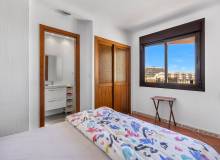 Resale - Apartment / flat - Torrevieja - Punta Prima