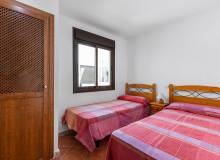 Resale - Apartment / flat - Torrevieja - Punta Prima