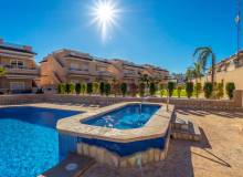 Resale - Apartment / flat - Torrevieja - Punta prima