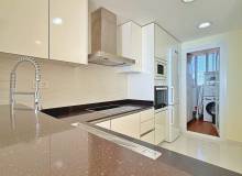 Resale - Apartment / flat - Torrevieja - Punta Prima