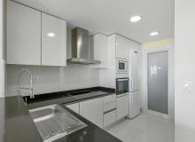 Resale - Apartment / flat - Torrevieja - Punta Prima