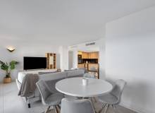 Resale - Apartment / flat - Torrevieja - Punta Prima