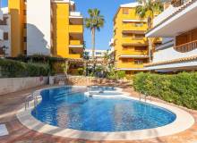 Resale - Apartment / flat - Torrevieja - Punta Prima