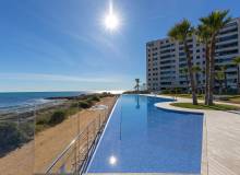 Resale - Apartment / flat - Torrevieja - Punta Prima