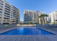 Resale - Apartment / flat - Torrevieja - Punta Prima