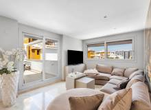 Resale - Apartment / flat - Torrevieja - Punta Prima