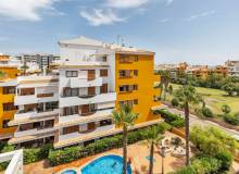 Resale - Apartment / flat - Torrevieja - Punta Prima
