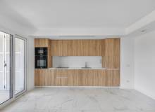 Resale - Apartment / flat - Torrevieja - Punta Prima