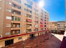 Resale - Apartment / flat - Torrevieja - Torrevieja Centro