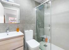 Resale - Apartment / flat - Torrevieja - Torrevieja Centro