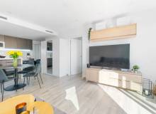 Resale - Apartment / flat - Torrevieja - Torrevieja Centro