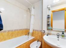 Resale - Apartment / flat - Torrevieja - Torrevieja Centro