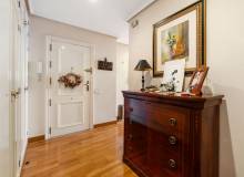 Resale - Apartment / flat - Torrevieja - Torrevieja Centro