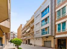 Resale - Apartment / flat - Torrevieja - Torrevieja Centro