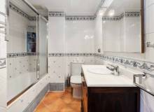 Resale - Apartment / flat - Torrevieja - Torrevieja Centro