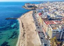 Resale - Apartment / flat - Torrevieja - Torrevieja Centro