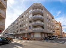 Resale - Apartment / flat - Torrevieja - Torrevieja Centro