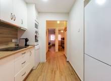 Resale - Apartment / flat - Torrevieja - Torrevieja Centro