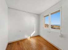 Resale - Apartment / flat - Torrevieja - Torrevieja Centro
