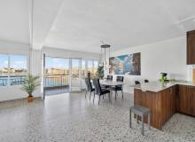Resale - Apartment / flat - Torrevieja - Torrevieja Centro