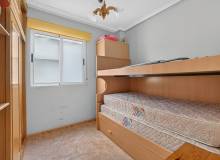 Resale - Apartment / flat - Torrevieja - Torrevieja Centro