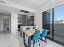 Resale - Apartment / flat - Villamartin