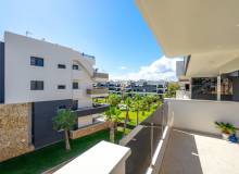Resale - Apartment / flat - Villamartin