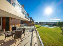 Resale - Apartment / flat - Villamartin