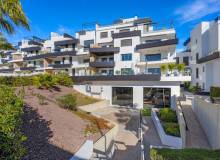 Resale - Apartment / flat - Villamartin