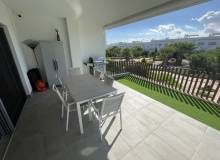 Resale - Apartment / flat - Vistabella Golf
