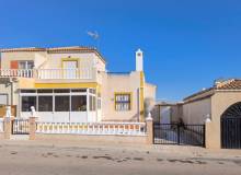 Resale - Bungalow - Orihuela Costa - Punta Prima