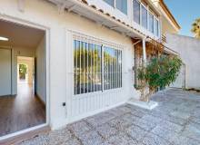 Resale - Bungalow - Orihuela Costa - Villamartín