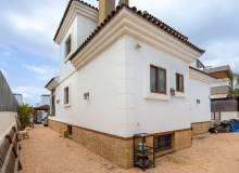 Resale - Detached Villa - Montesinos - La Herrada