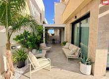 Resale - Detached Villa - Montesinos - La Herrada